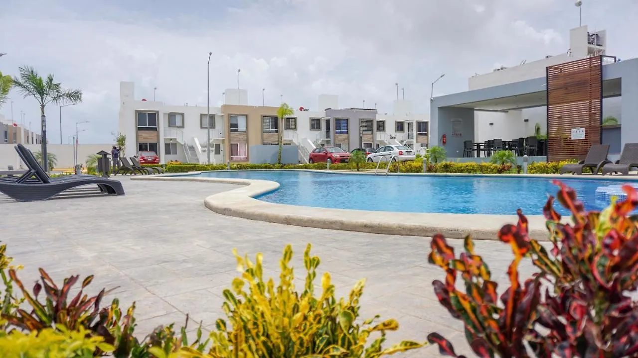 Hostpal Porto Alto Playa Del Carmen 54D 아파트